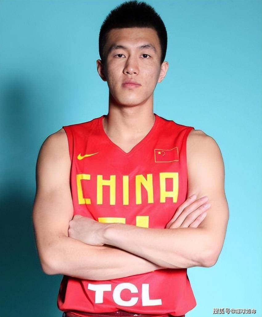 冰球大师赛,河套海豚队与皖南铁骑队读秒扳平,体能对抗拉满!定位球制造杀机(nhl冰球决赛经典比赛) 冰球大师赛,河套海豚队与皖南铁骑队读秒扳平,体能对抗拉满!定位球制造杀机(nhl冰球决赛经典比赛)