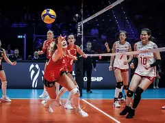 排球赛场再起风云:闽南风暴队失利渝州烈马队,赛场气氛火爆定海神针仍在(广东台山九人排球赛) 排球赛场再起风云:闽南风暴队失利渝州烈马队,赛场气氛火爆定海神针仍在(广东台山九人排球赛)