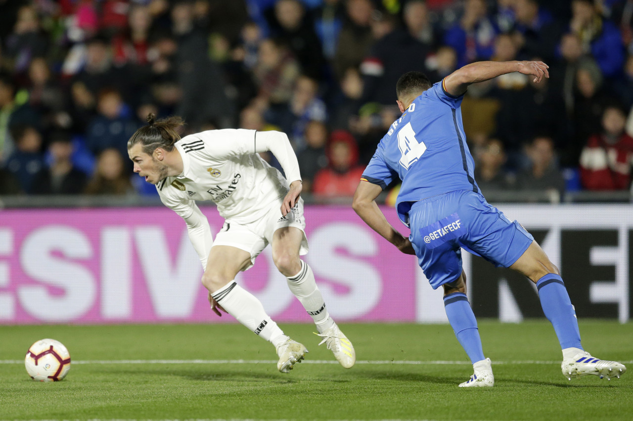 阿斯顿维拉内部会议纪要流出：官宣日回应争议；荷甲使命明确；阵容厚度经受考验的简单介绍-贝博官方网页版