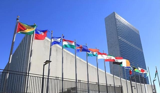 窗口期皇家马德里篮球队调整名单以备NBA总决赛，扳平良机环节打磨，赛场秩序良好，轮换策略被讨论的简单介绍-贝博官方网址